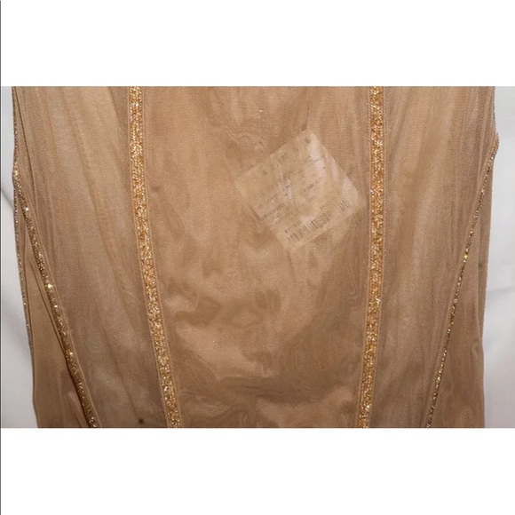 La Perla Frames Skirt Garter belt  Color: Nude - Picture 5 of 7